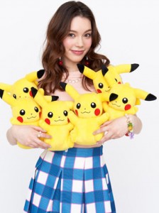 yasuda_rei_con_pikachu_tweedia_pokemontimes-it