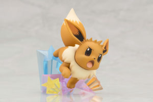 modellino_trainer_blue_eevee_figure_img07_pokemontimes-it